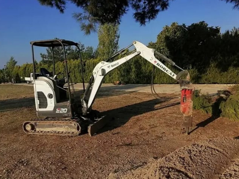 Kırıcılı Mini Ekskavatör
